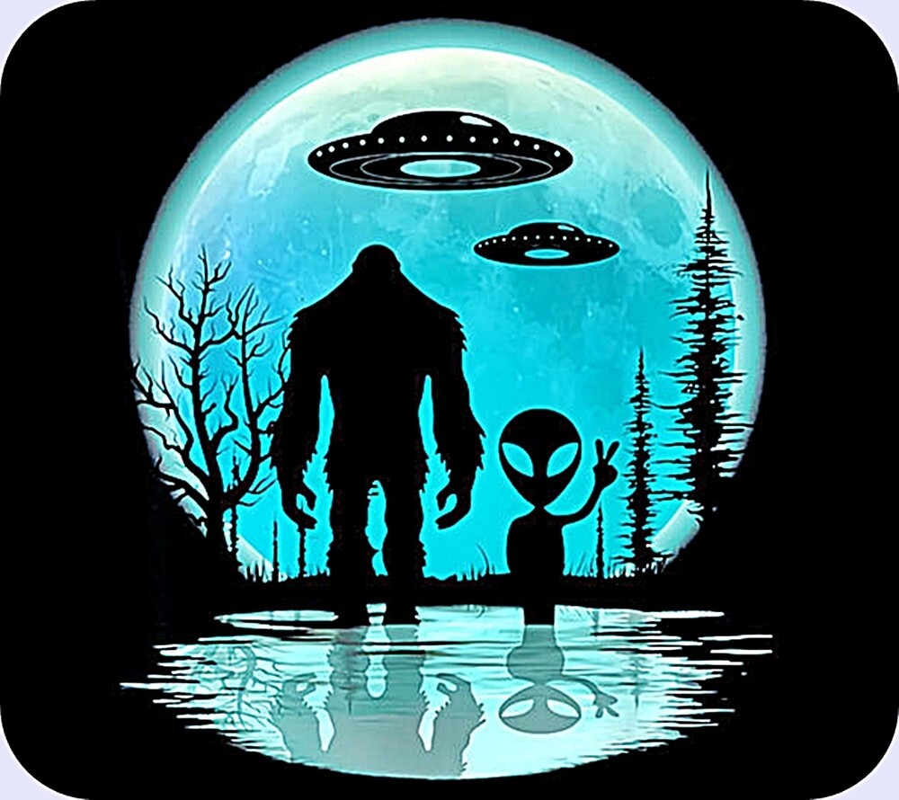 Bigfoot UFO Alien Computer / Laptop Mouse Pad
