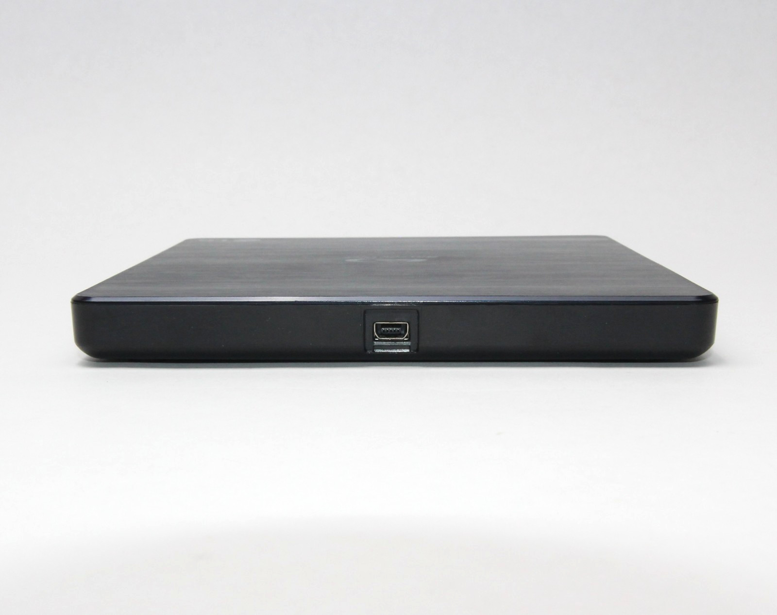 LG Ultra Slim Portable Blu-ray/DVD Writer BP50NB40 External Drive Black
