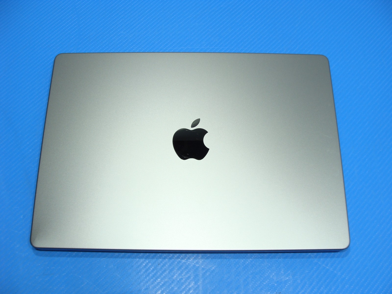 Apple Macbook Pro 14″ (2023) A2918 M3 4.05GHz 8CPU/10GPU 16GB 512GB SSD +Charger