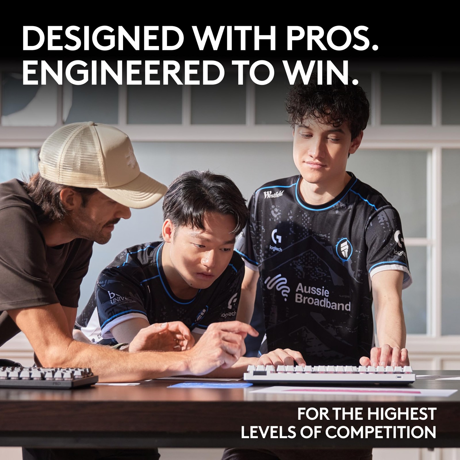 Logitech G PRO X TKL LIGHTSPEED Wireless Gaming Keyboard – White