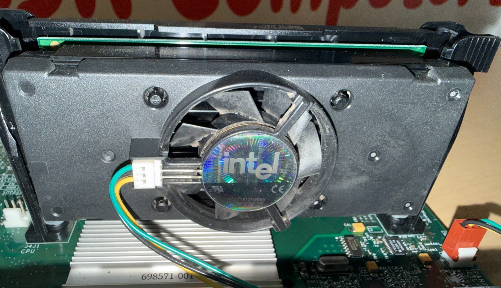 Intel E139761 ATX SE440BX-2 (Seattle 2) Intel Pentium III @ 500MHz 640Mb RAM KL