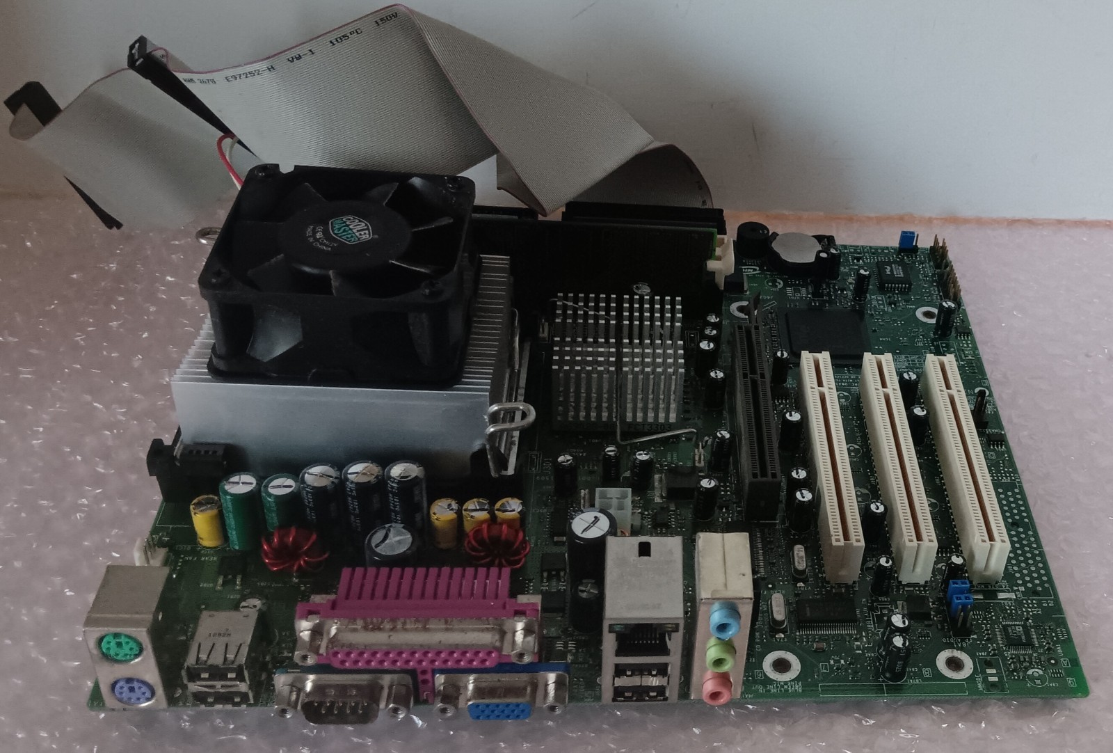 Gateway Motherboard D845GRG MFATXPNT ESX E4000 P04 Intel Pentium 4 256 MB RAM