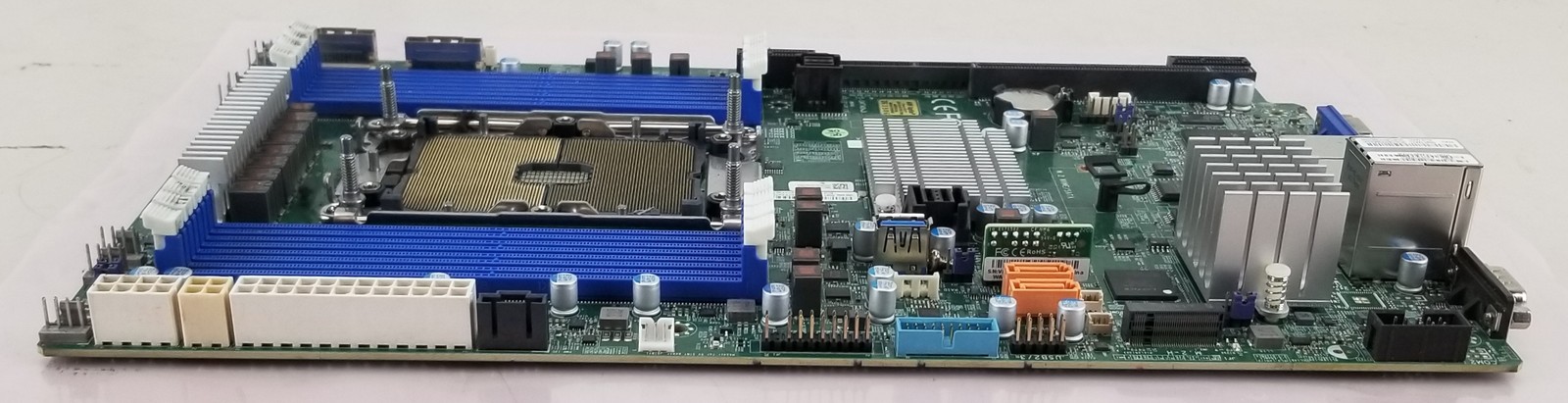 Supermicro X12SPW-TF Intel C621 LGA-4189 Proprietary Form Factor Motherboard