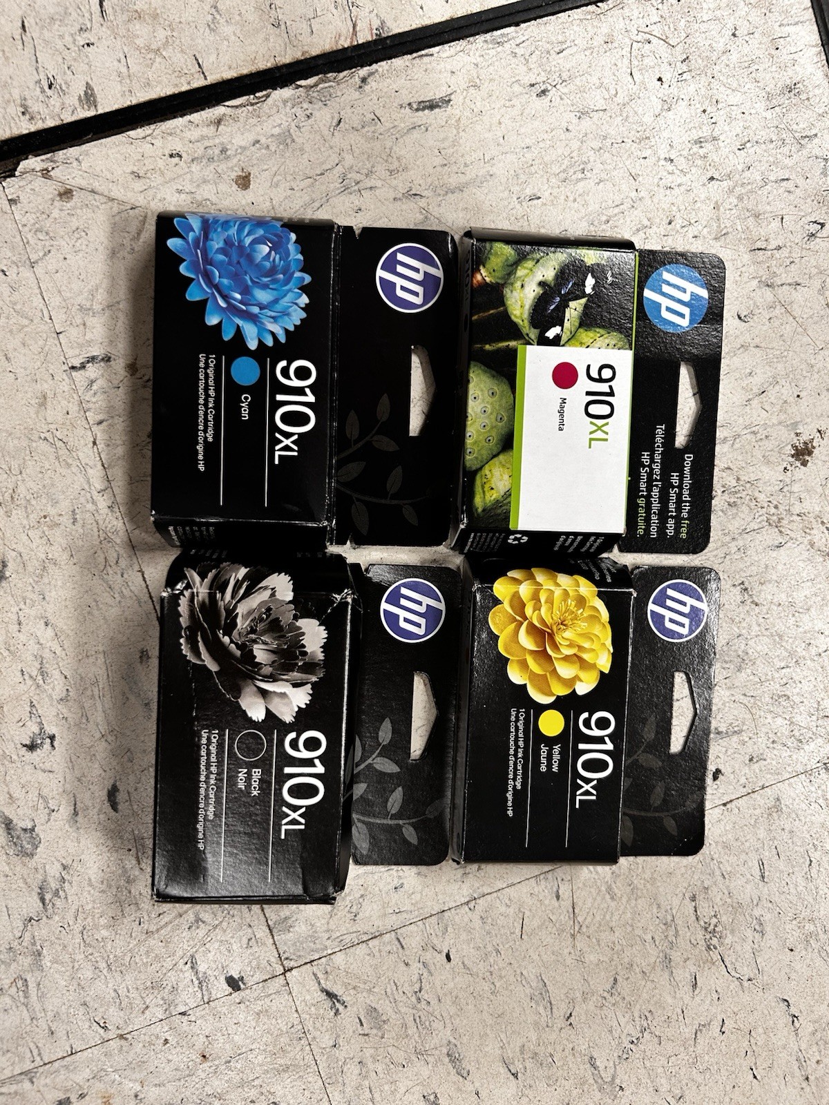 910XL/910 4 Pieces Ink Cartidges – Black/Cyan/Magenta/Yellow Exp. Sept 2027
