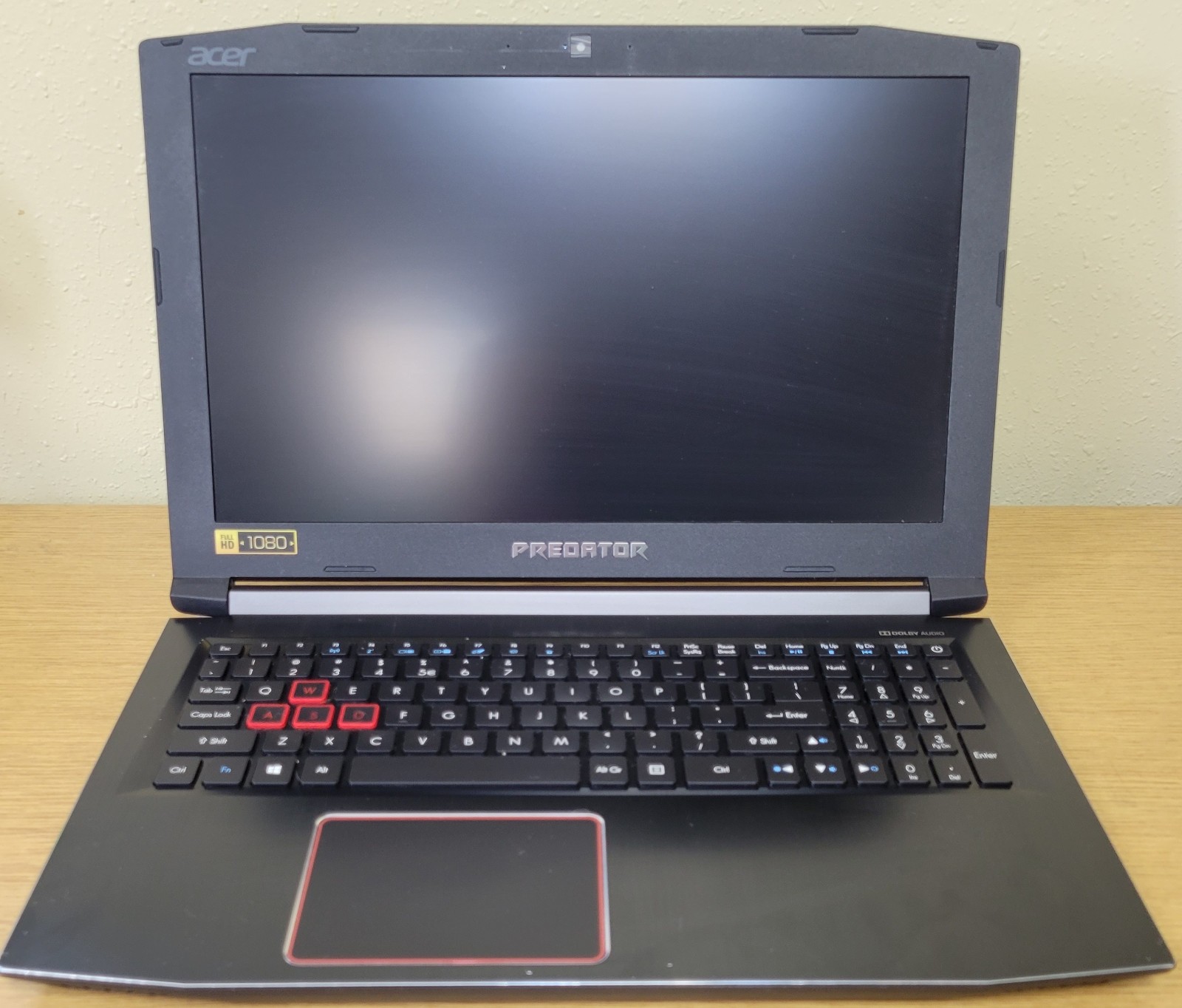 ACER Predator Hellios300 G3-571 i7-7700HQ 2.80GHz 16GB 250GB NVMe Gtx 1060 No OS