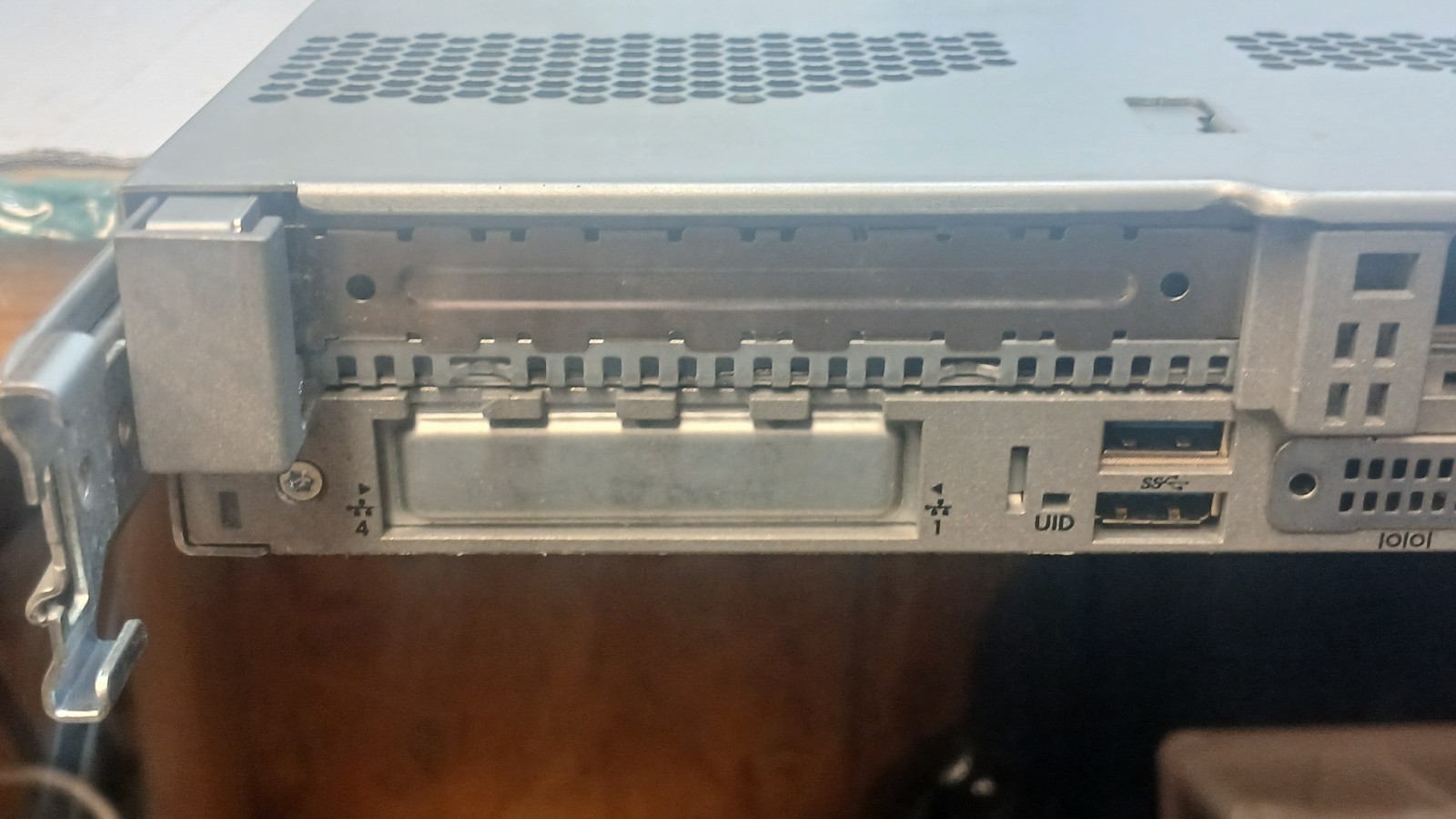 HP Proliant DL360 Gen 9 w Intel Xeon E5-2640 v4 @2.60Ghz NO HDs *READ*