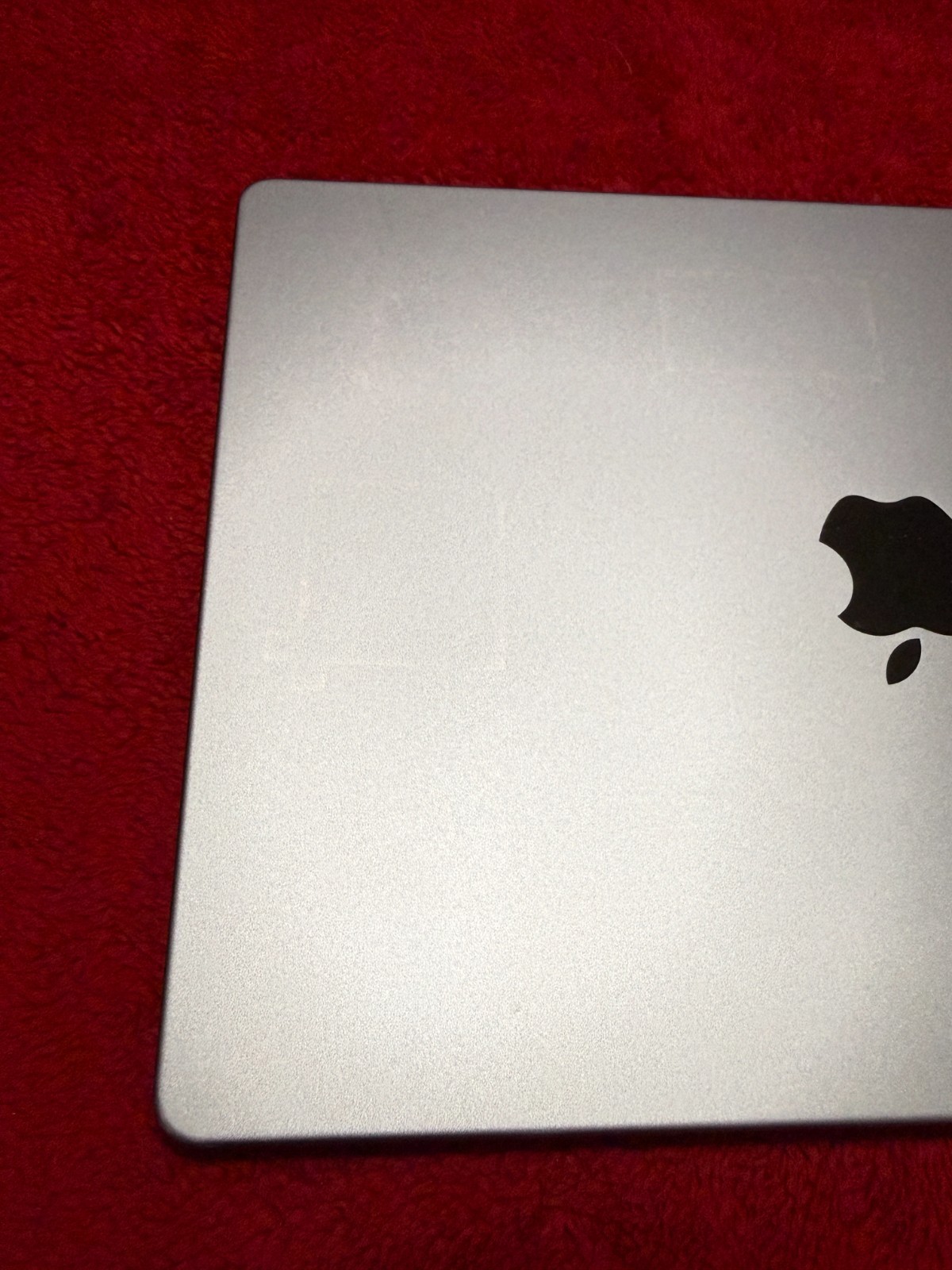 Apple MacBook Pro 16″ M1 Pro 2021 512GB SSD 16GB RAM Silver A2485 10-Core MK1E3L