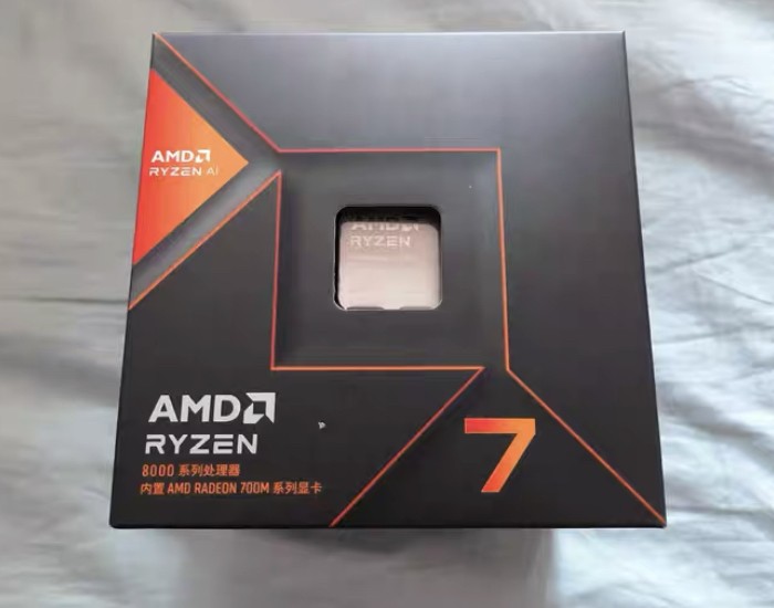 AMD Ryzen 7 8700G AM5 8Core 16 Threads Base 4.2GHz 65W Radeon Graphics 780M