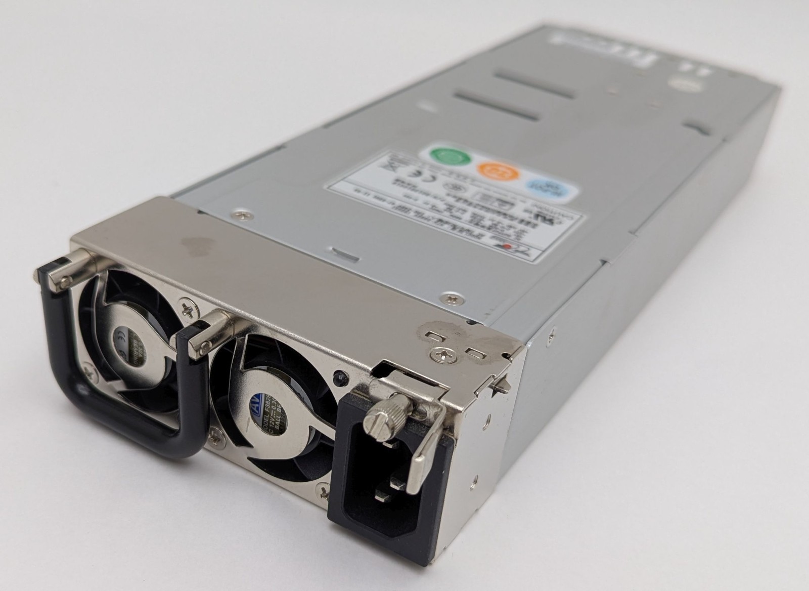 EMACS Zippy MTW-5660V 660W Redundant Server Power Supply Module Hot Swap Modular