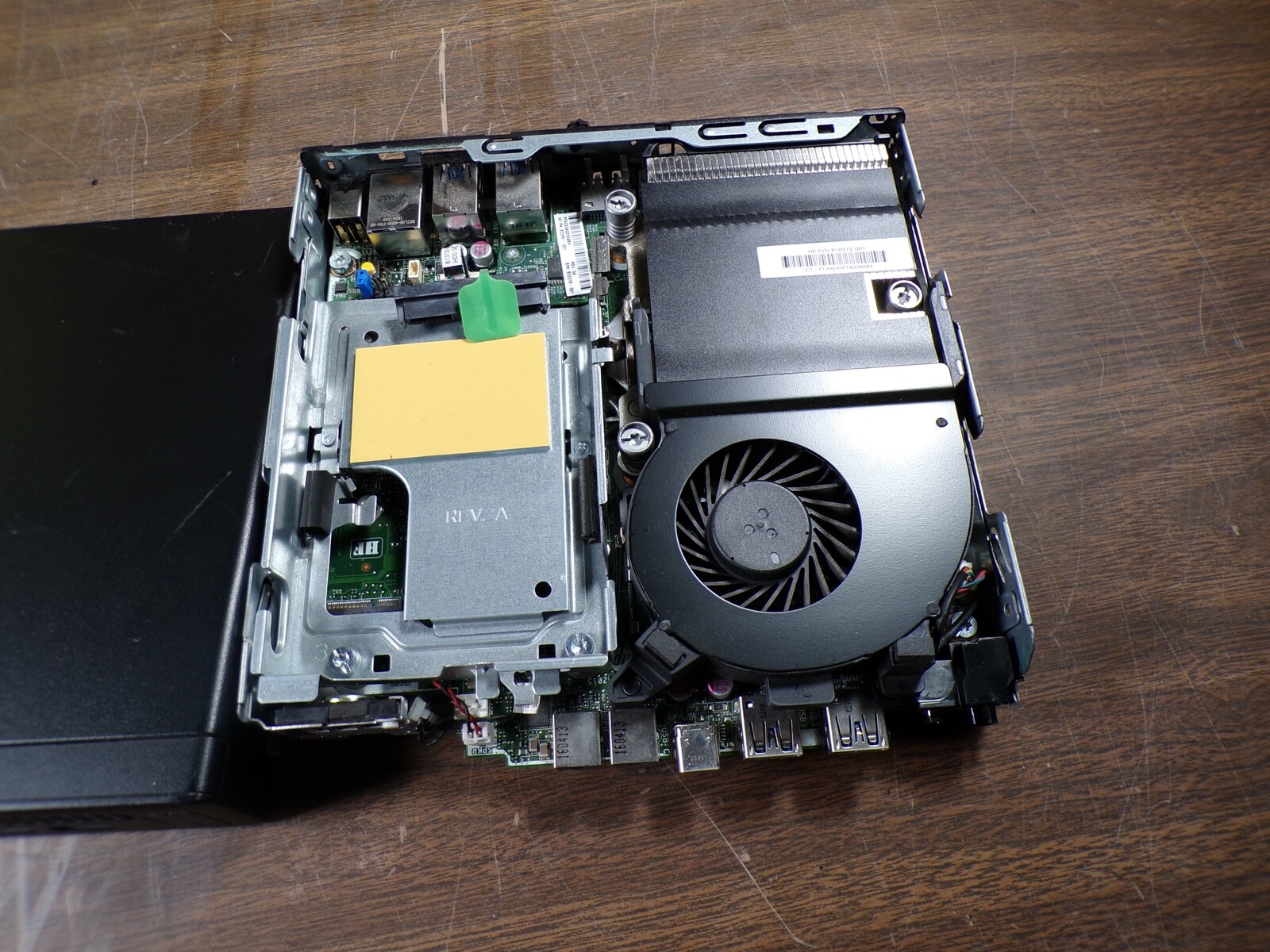 HP ELITEDESK 800 G2 INTEL CORE i5-6500U 3.20GHZ 8GB RAM **NO HD/ NO CADDIE