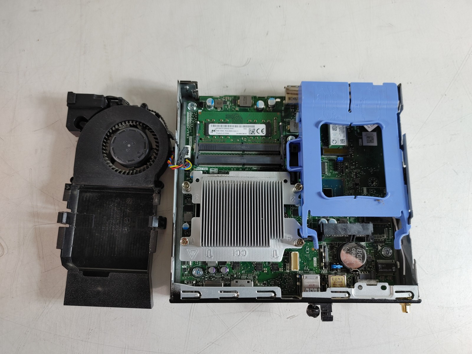 Dell OptiPlex 3060 Micro Core i5-8500T 2.10 GHz 8 GB DDR4 Desktop No HDD