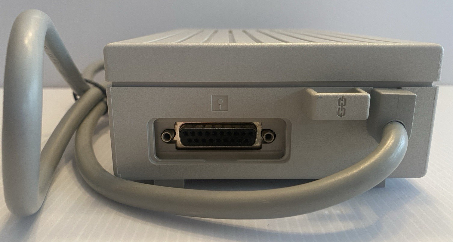 VINTAGE Apple 3.5 Drive External 3½” Floppy Drive DB-19 Beige | P/N A9M0106