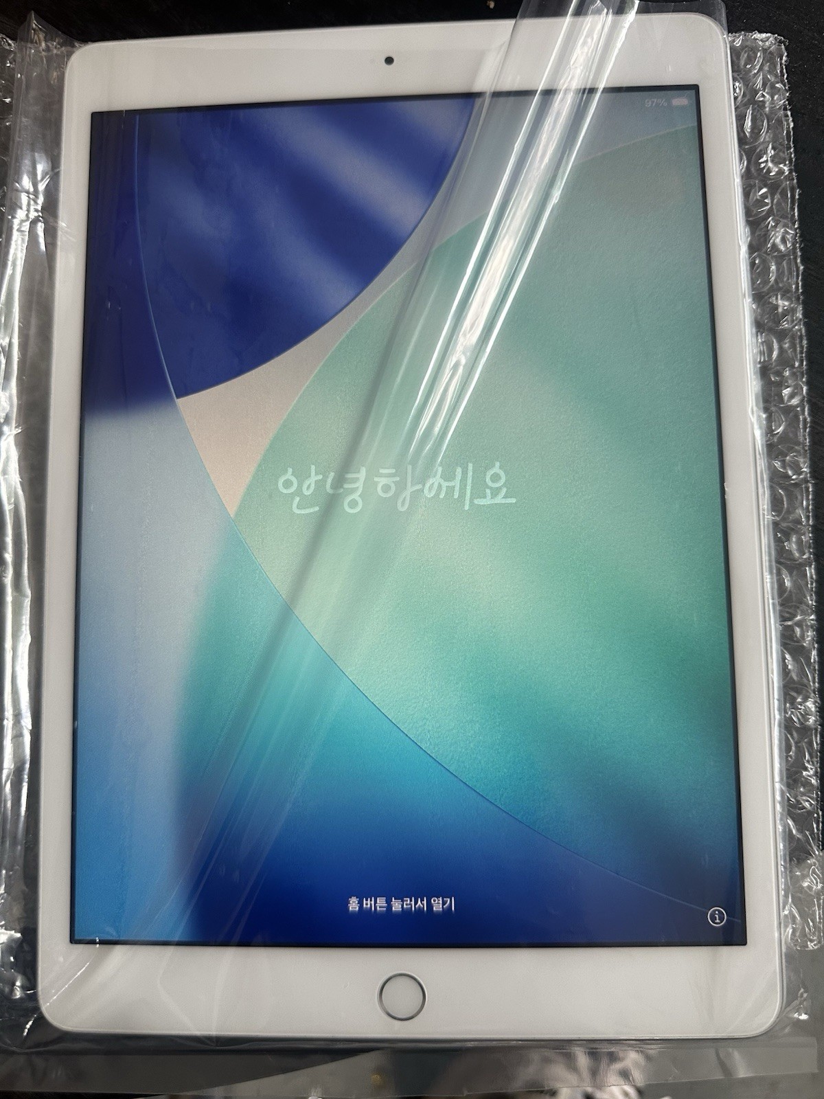 Apple iPad 8th Generation 32GB Wi-Fi A2270