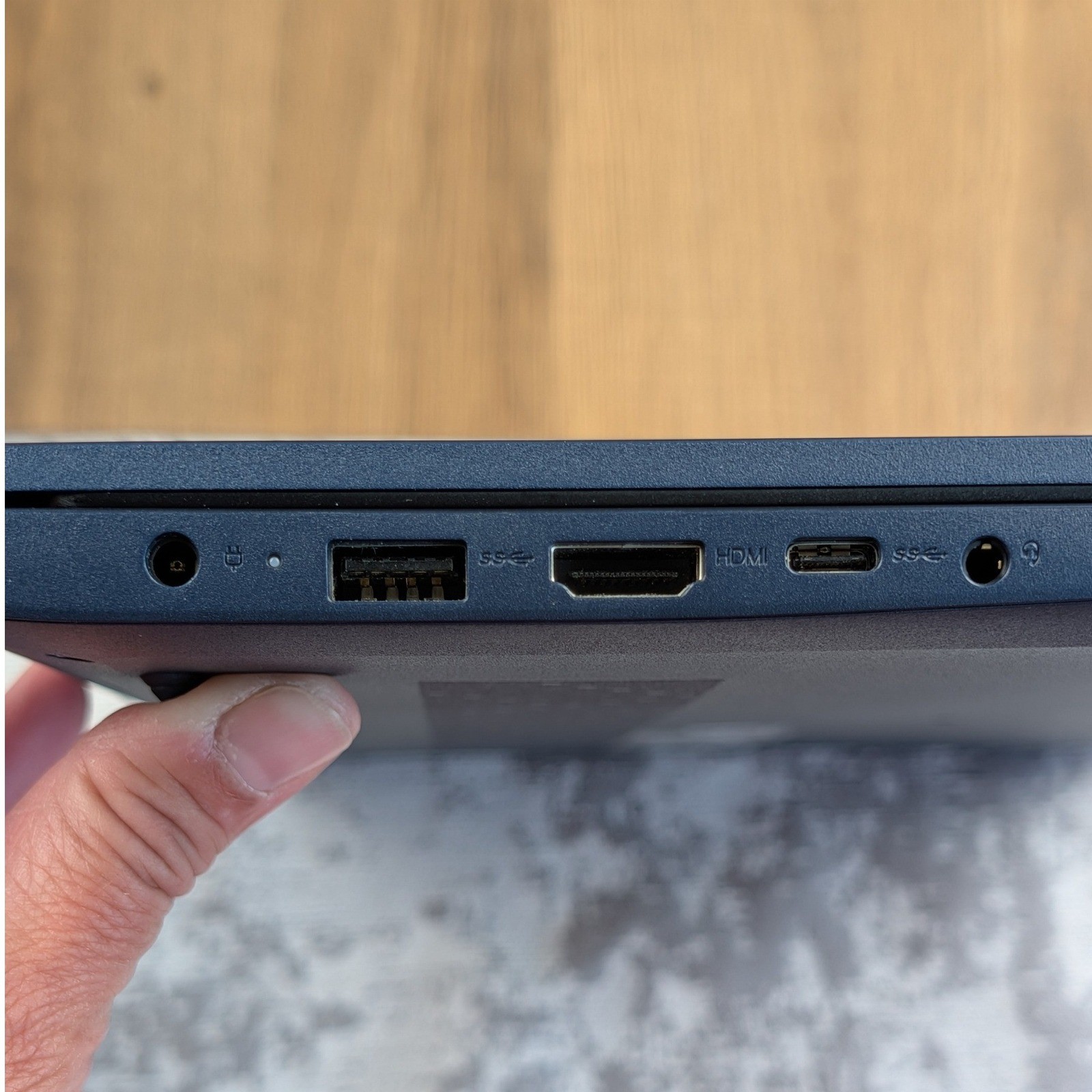 Lenovo IdeaPad 3 15ALC6 AMD Ryzen 7 5700U 12GB RAM 512GB SSD 15.6 Touch Blue