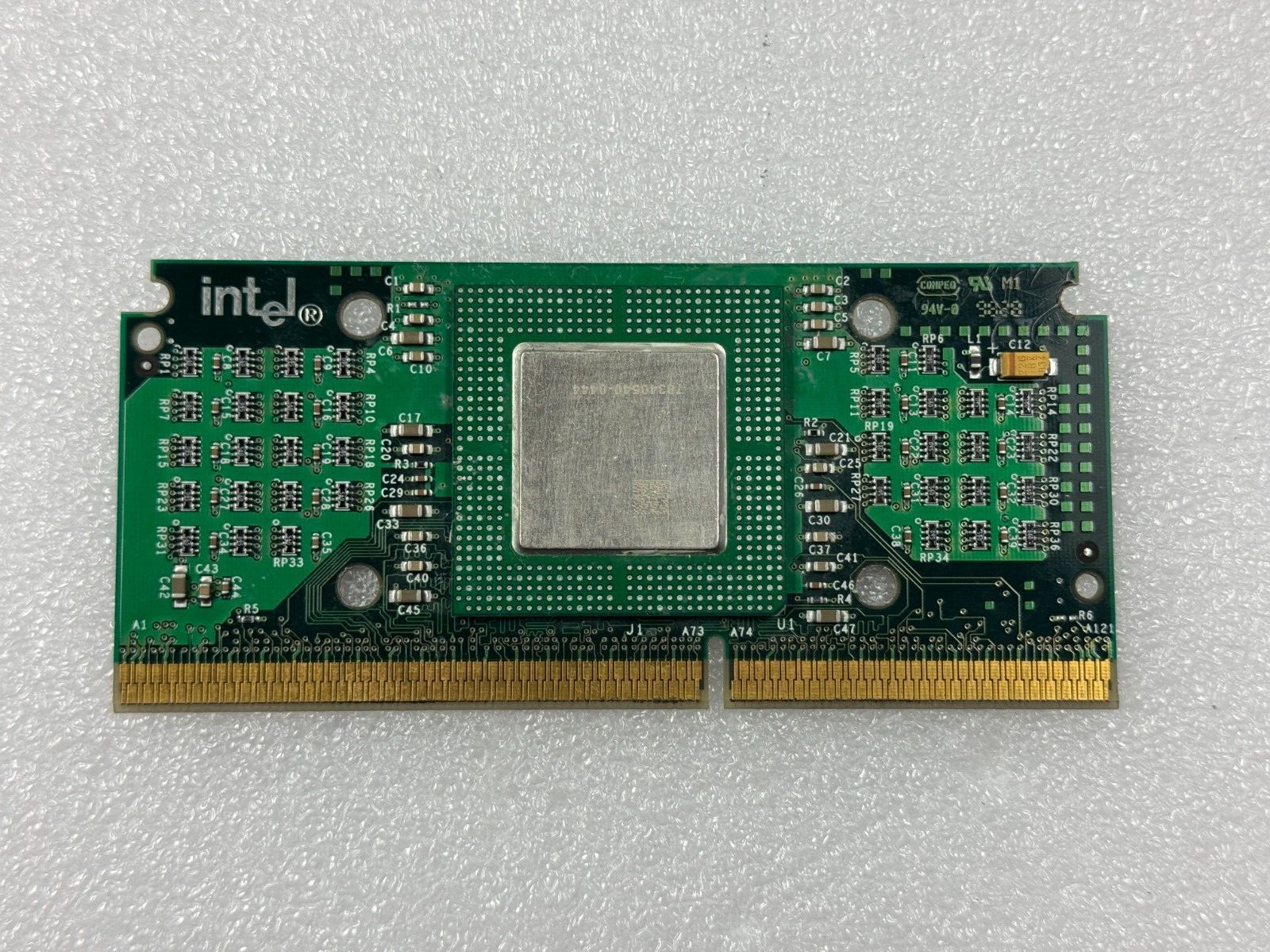 Vintage Intel Celeron 300A Slot 1 CPU 80524RX300128 SL2WM GOLD Pin