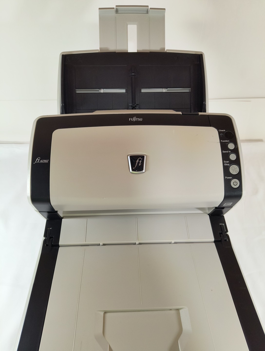 Fujitsu FI-6230Z Full Color Scanner Scanning Bed Works Feeding Tray No Cords