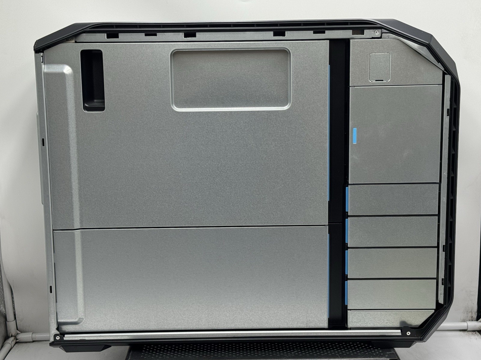 HP Z8 G4 Workstation Xeon(R) Silver 4214 @2.20GHz 32GB RAM NO HDD,OS GPU N P400