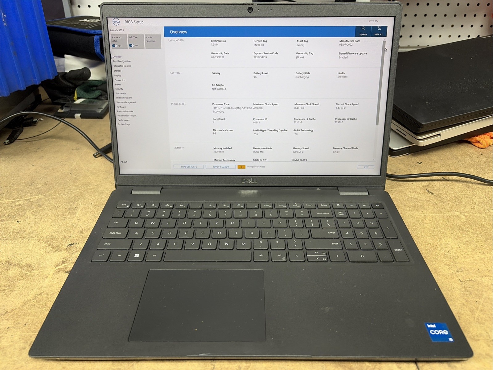 Dell Latitude 3520 15.6″ FHD i5-1135G7 16GB RAM No OS/SSD