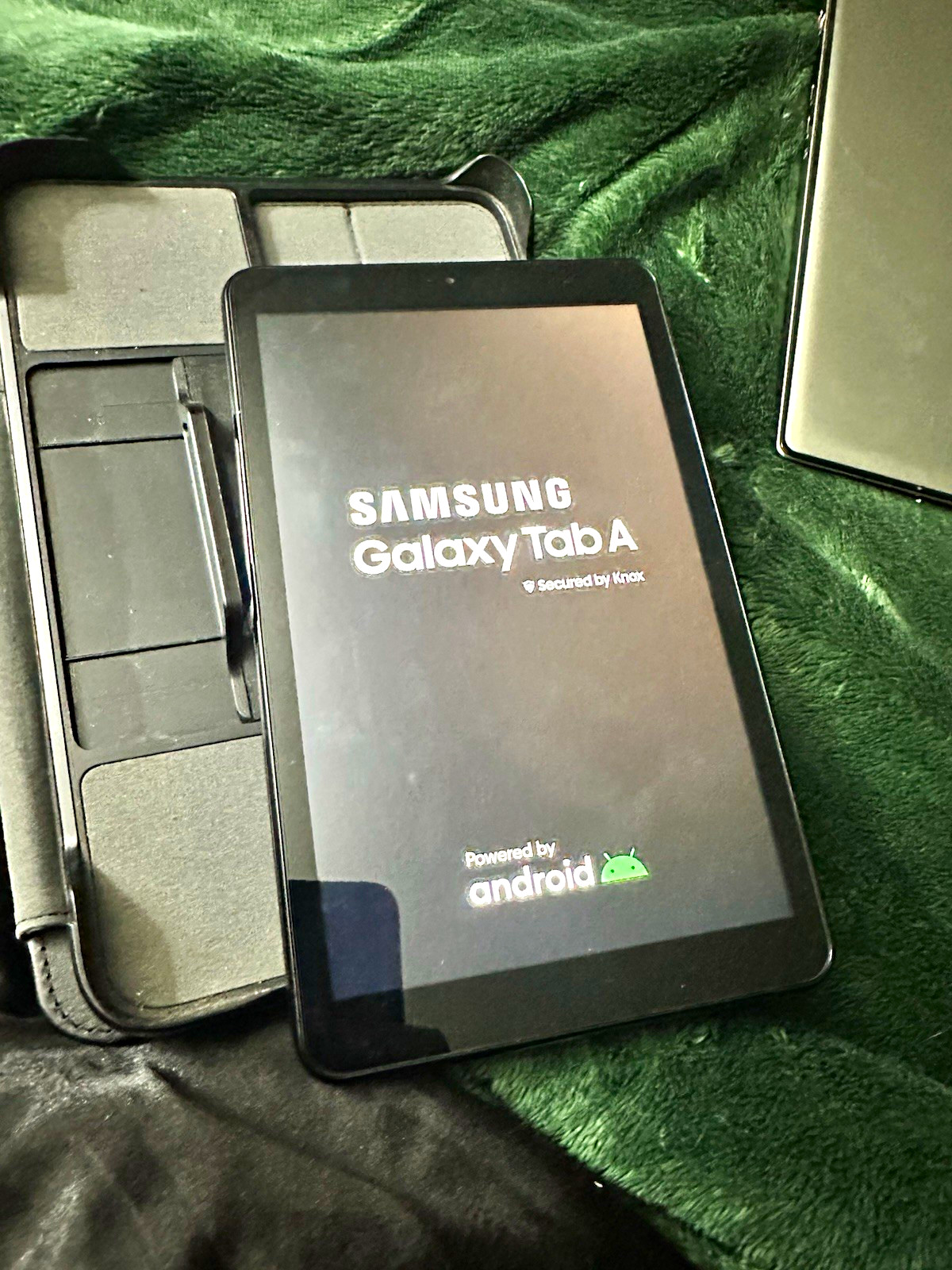 Samsung Galaxy Tab A 10.5″ 32GB Wi‑Fi+4G Verizon Android Tablet Black