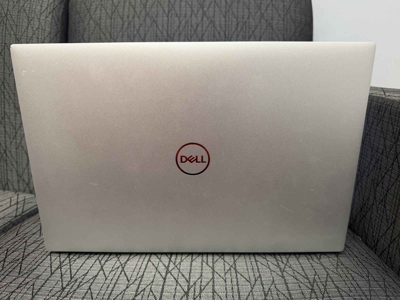 Dell Laptop XPS P91F 2024 -15.6″ FHD+ – i7-13620H – 16GB RAM – 512GB SSD
