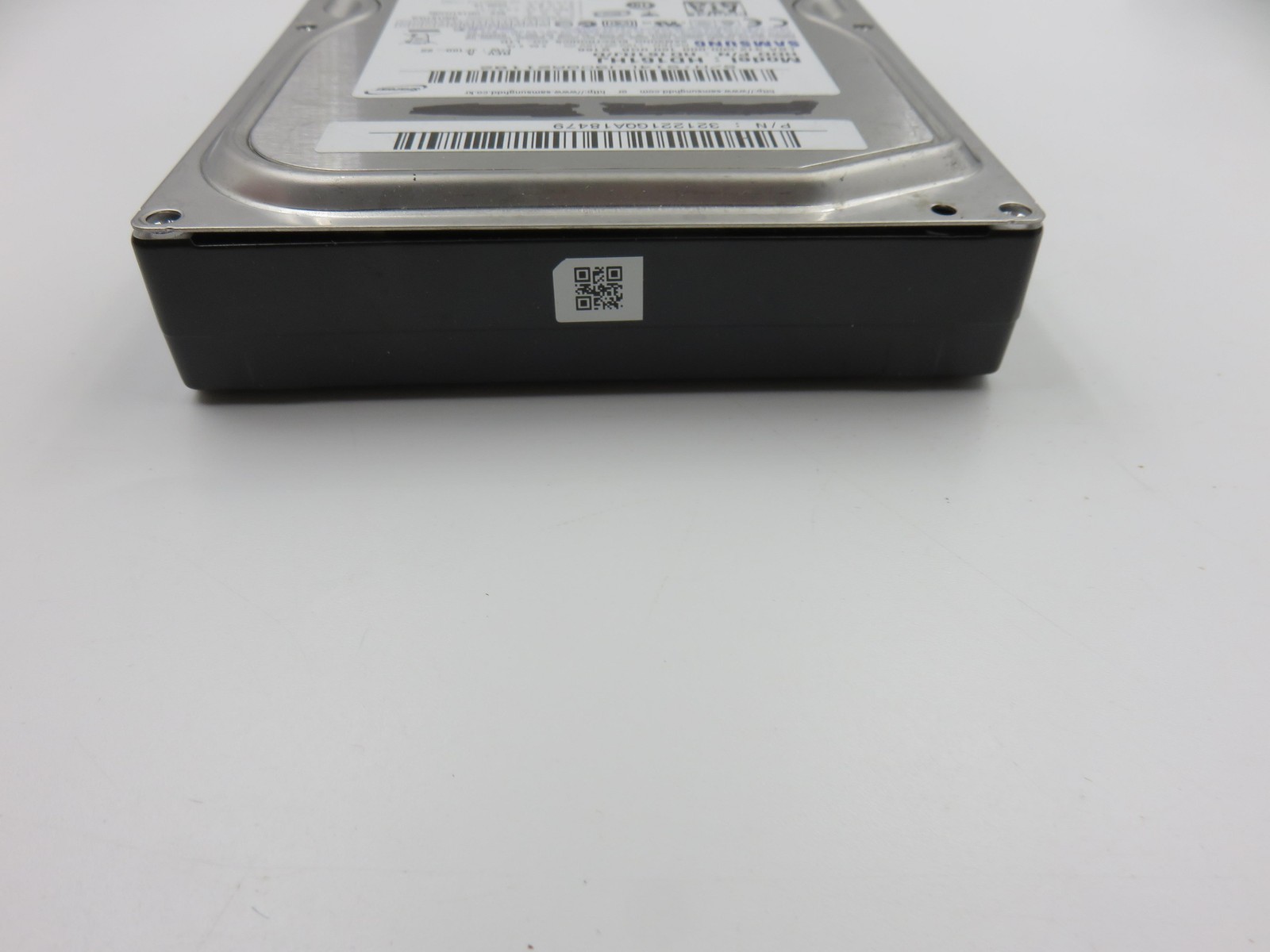 Samsung SpinPoint HD161HJ 160GB 3.5in Hard Drive 7200RPM SATA II 3.0Gb/s Silver