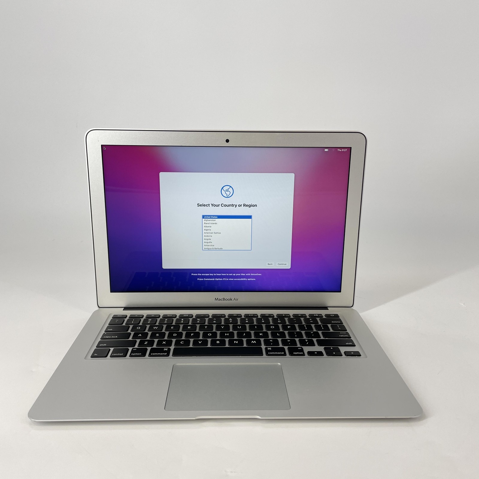 MacBook Air 13 Silver 2017 1.8GHz Intel Core i5 5th Gen. 8GB 256GB SSD FRAME GAP