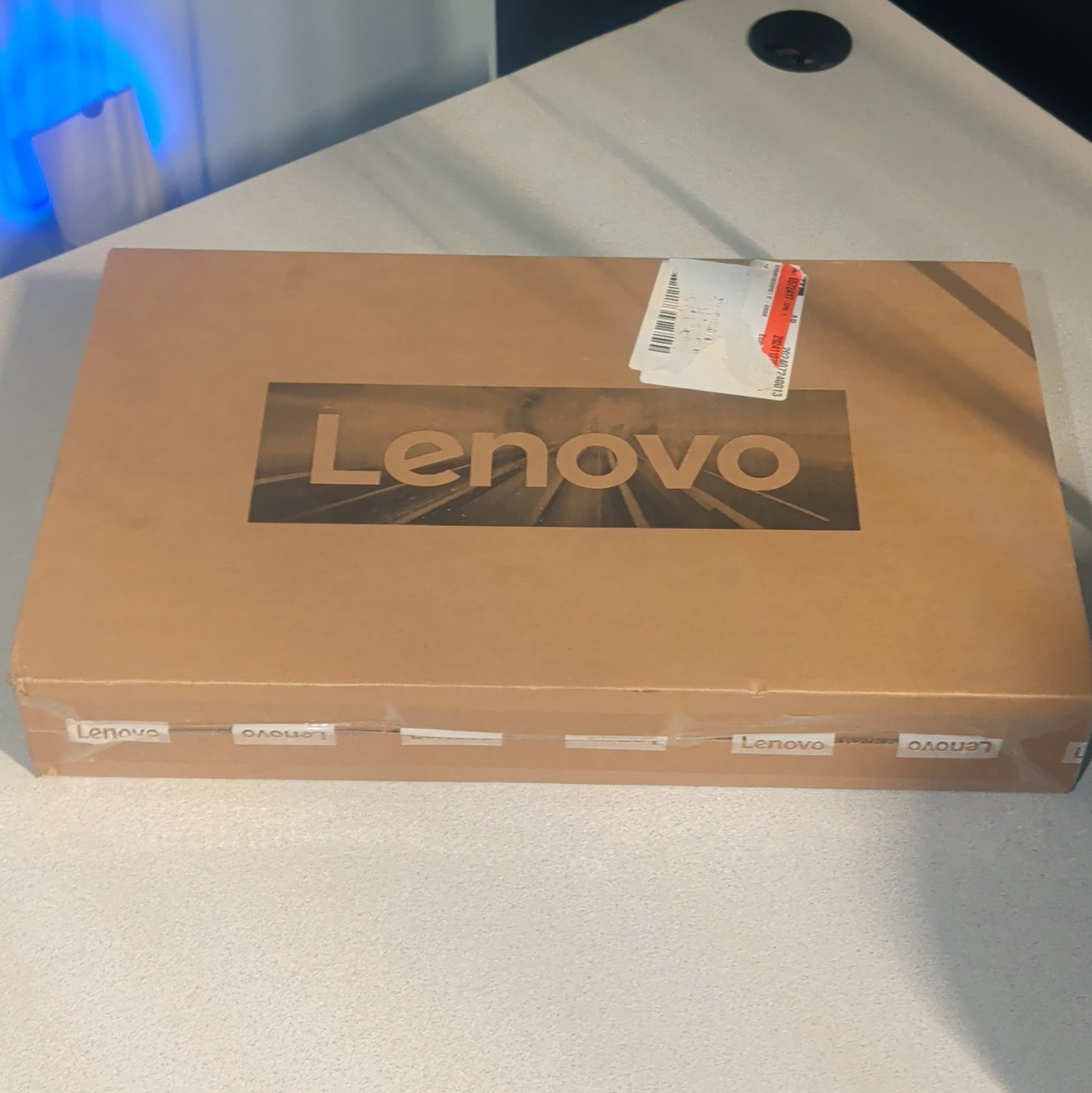 Touchscreen Lenovo IdeaPad 1 15AMN7 15.6″ Ryzen 5 7520U 8GB 256GB SSD Blue