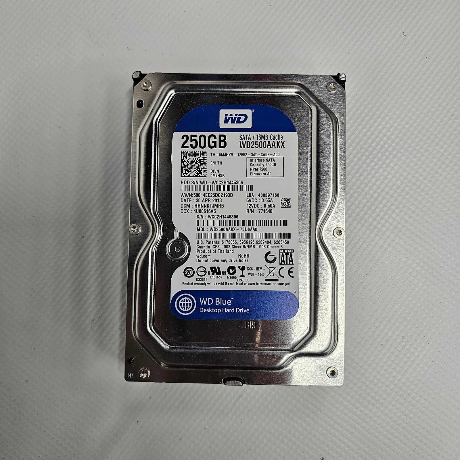 Western Digital Blue 250GB HDD SATA III 3.5″ 7200RPM WD2500AAKX-75U6AA0