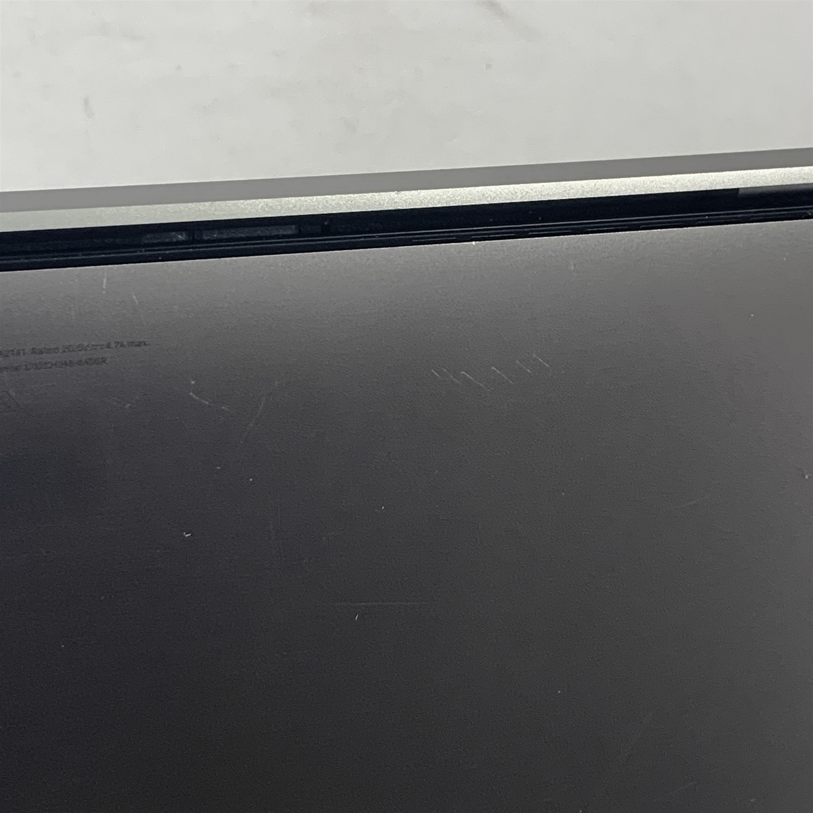 Apple MacBook Pro A2141 (2019) 16″ Laptop Core i9-9980HK 2.3GHz 16GB – 500GB SSD