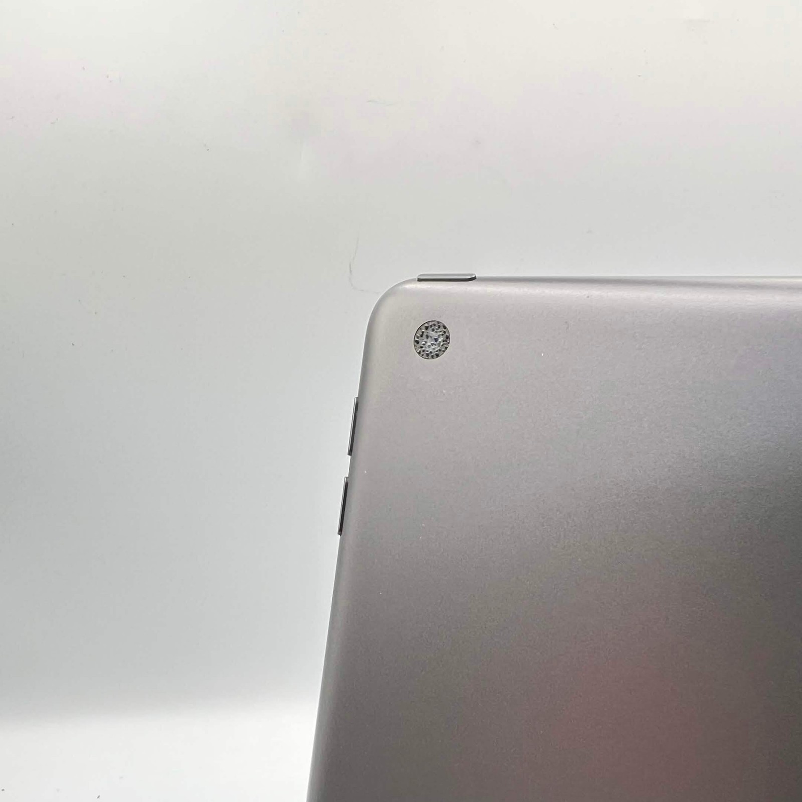 WiFi Only Apple iPad 9th Gen 64GB Space Gray MK2K3LL/A