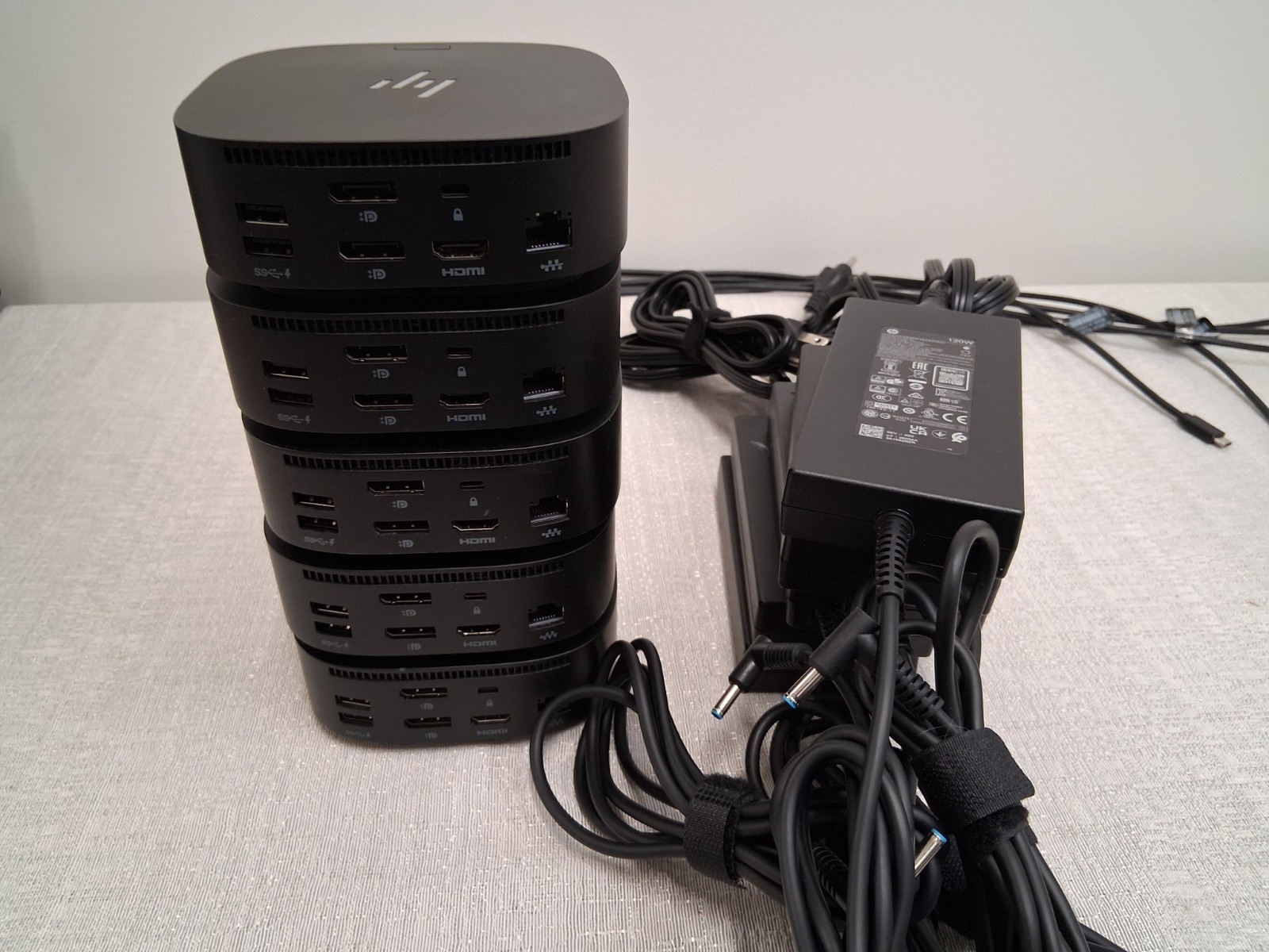 LOT OF 5 – HP G5 USB-C Docking Station – Black (5TW10UT#ABA) (Tested & Working)