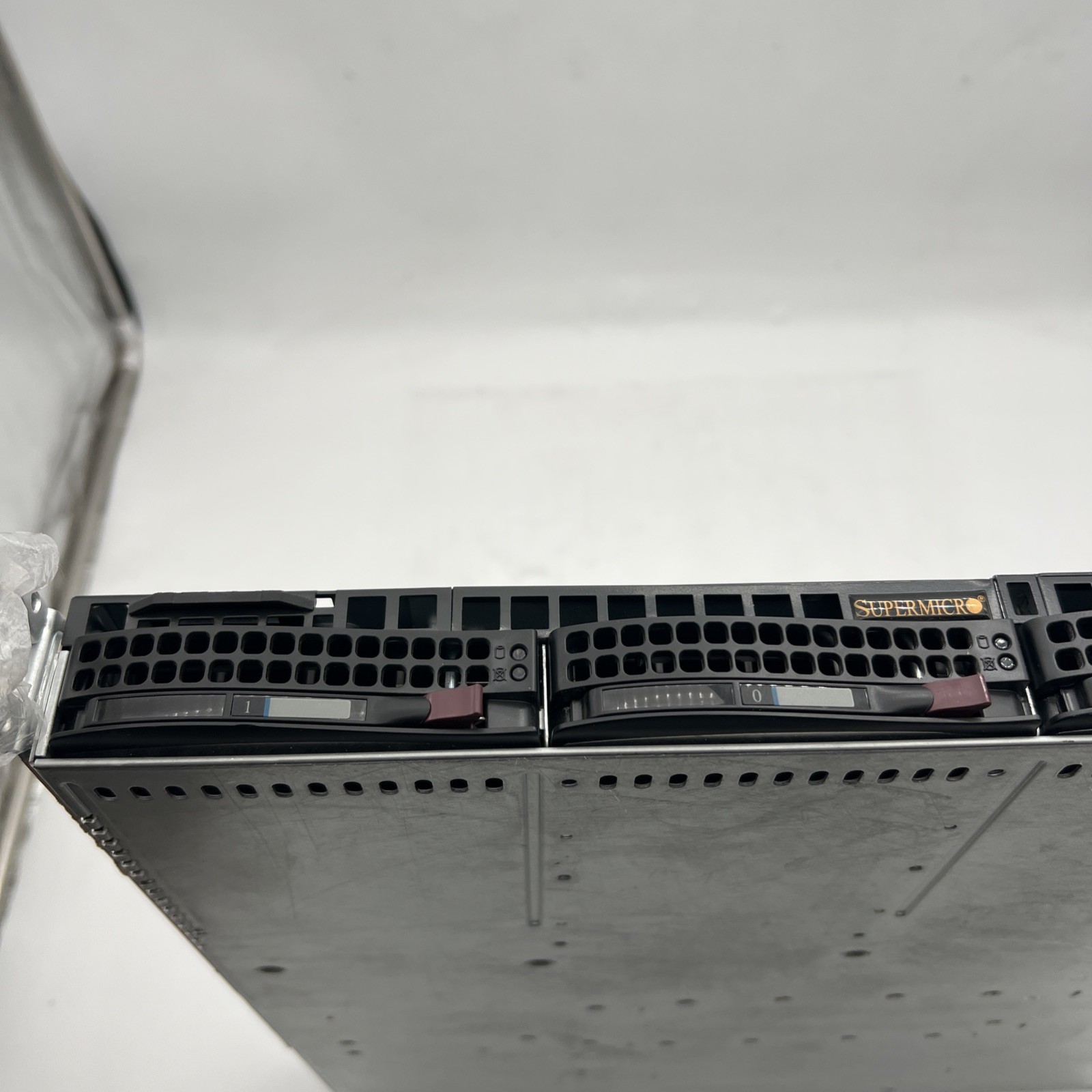 Supermicro 813M-3 Server Xeon E 2246G 3.6GHz 16GB RAM No Drive No OS