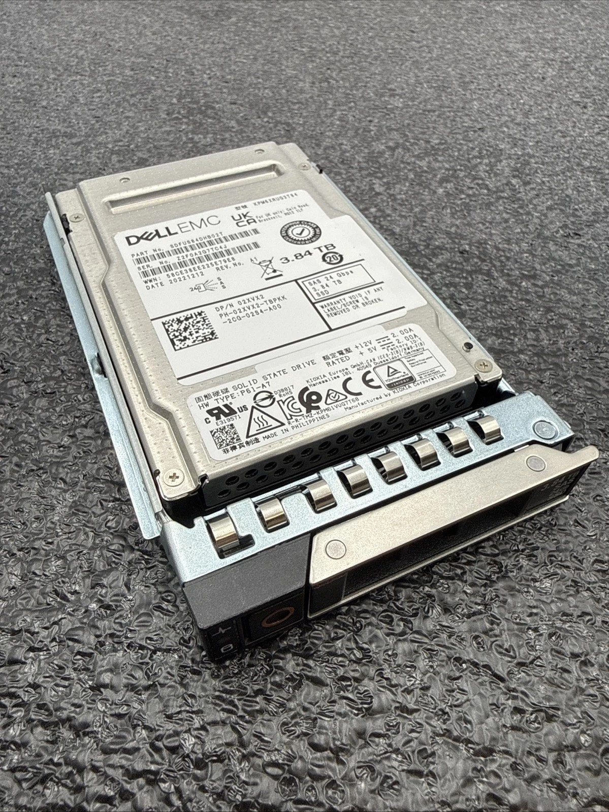 2XVX2 DELL 3.84TB SAS 2.5″ 24G RI G14-G16 SSD SDFUS84DHB02T KPM6XRUG3T84 02XVX2