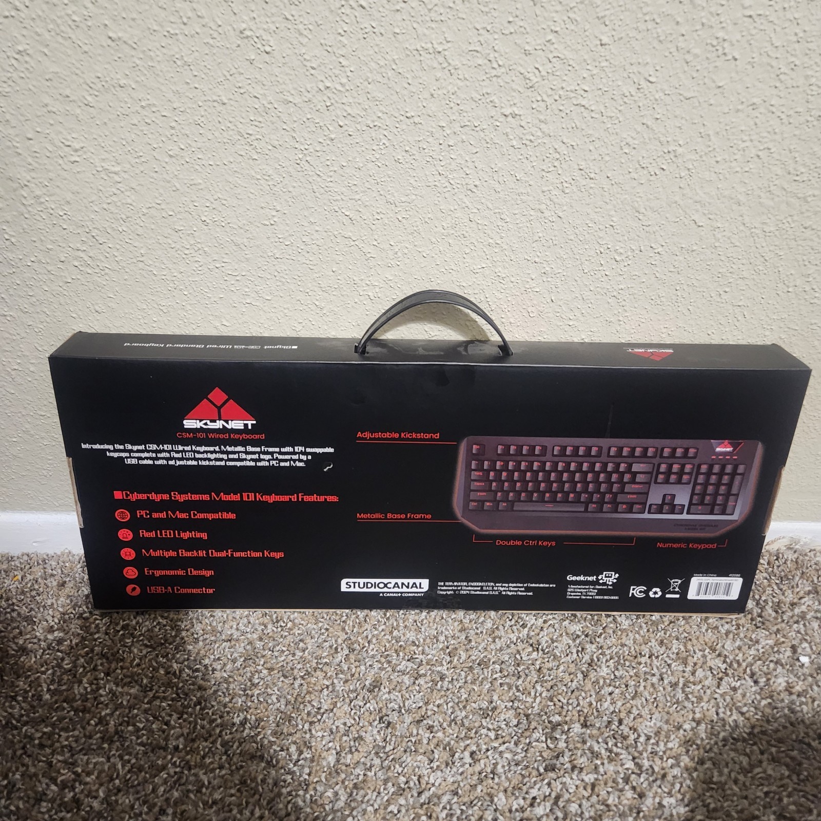 The Terminator 40th Anniversary SKYNET LED Keyboard GameStop Exclusive SEALED