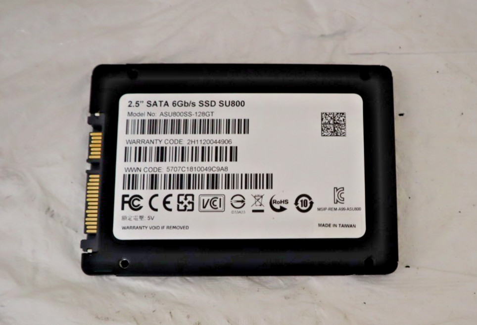 ADATA Ultimate SU800 128GB Internal 2.5 inch (ASU800SS128GTC) Solid State Drive