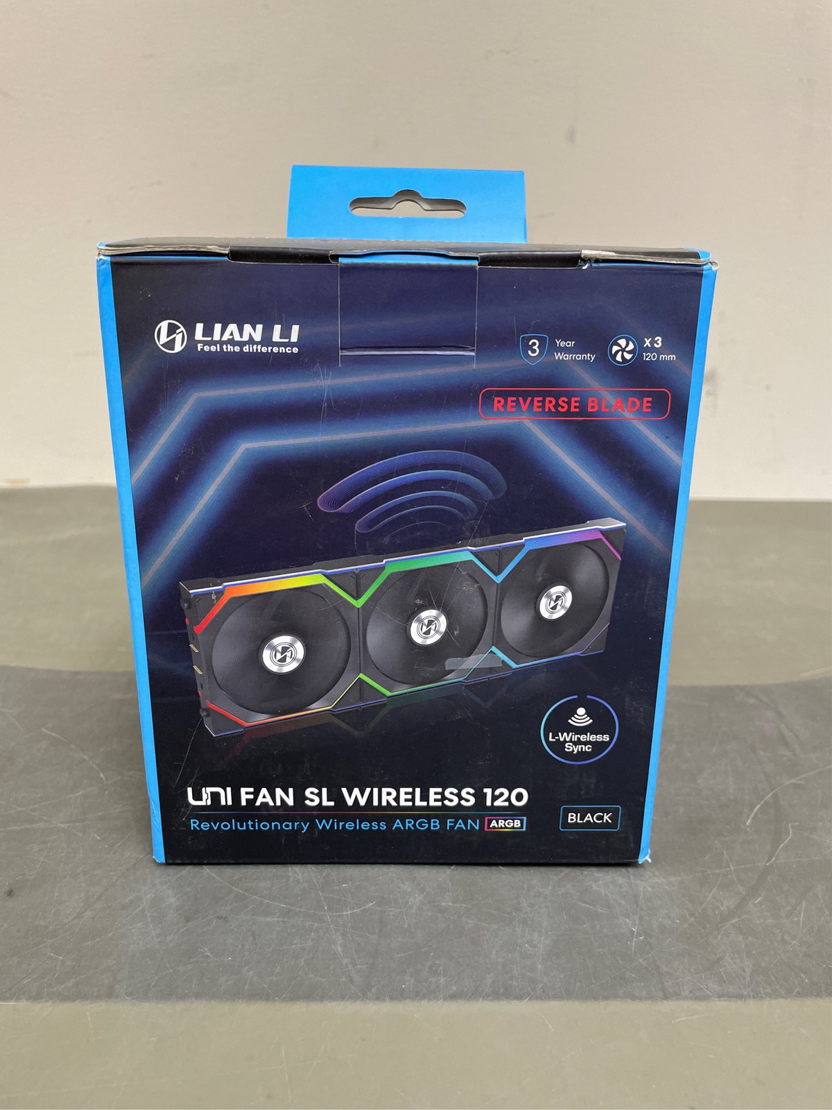 Lian Li 12RSL1W3B Wireless 120mm ARGB Case Fans Reverse Blade Triple Pack Black