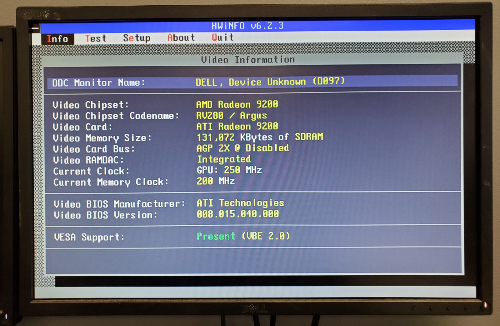 Vintage Gateway Performance 550 Pentium III 550MHz 384MB RAM 20GB HDD Windows XP