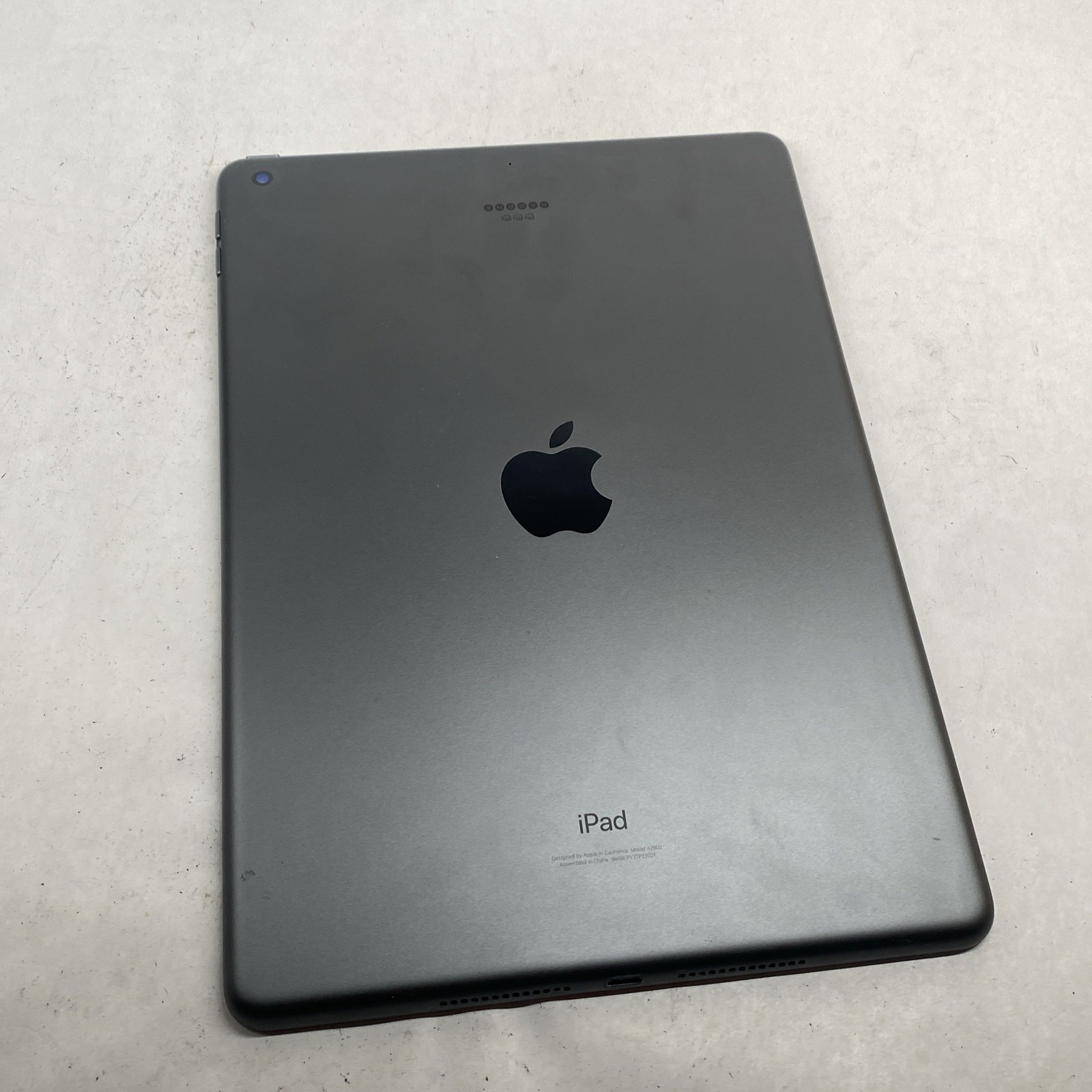 Apple 10.2″ iPad 9th Gen 64GB Space Gray MK2K3LL/A READ