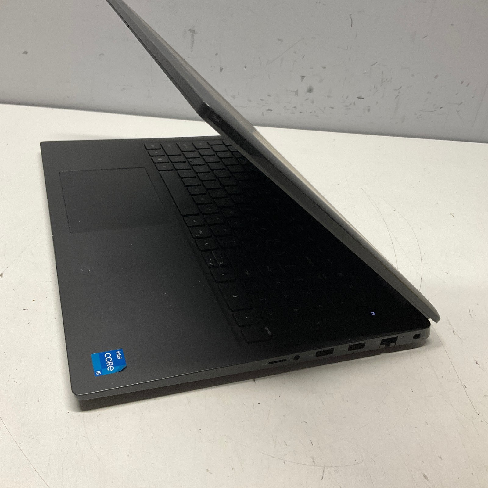 Dell Latitude 3520 Laptop Intel i5-1135G7 8GB RAM 128GB SSD Windows 11 Pro
