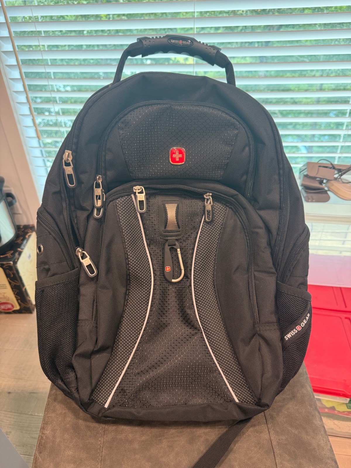 New other Swiss Gear Back Pack Swiss Army Scan-Smart with AirFlow Tech Black