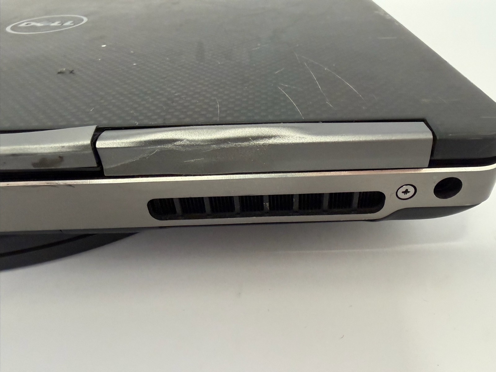Dell Precision 7520-i7-7820HQ@2.30GHz 16GB DDR4 Ram 256GB NVME SSD NVIDIA W11P