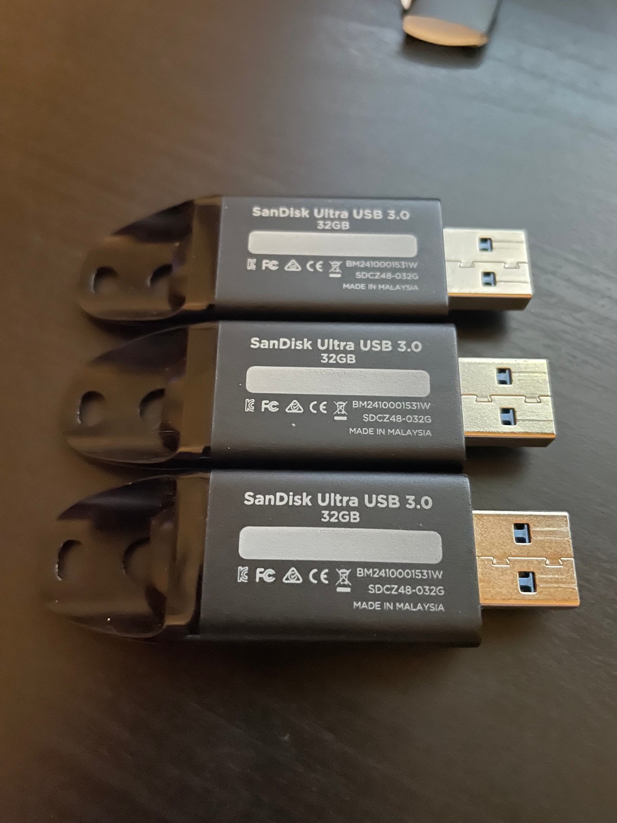 San3Disk 32GB 3-Pack Ultra USB 3.0 Flash Drive 32GB (Pack of 3) – SDCZ48-032G