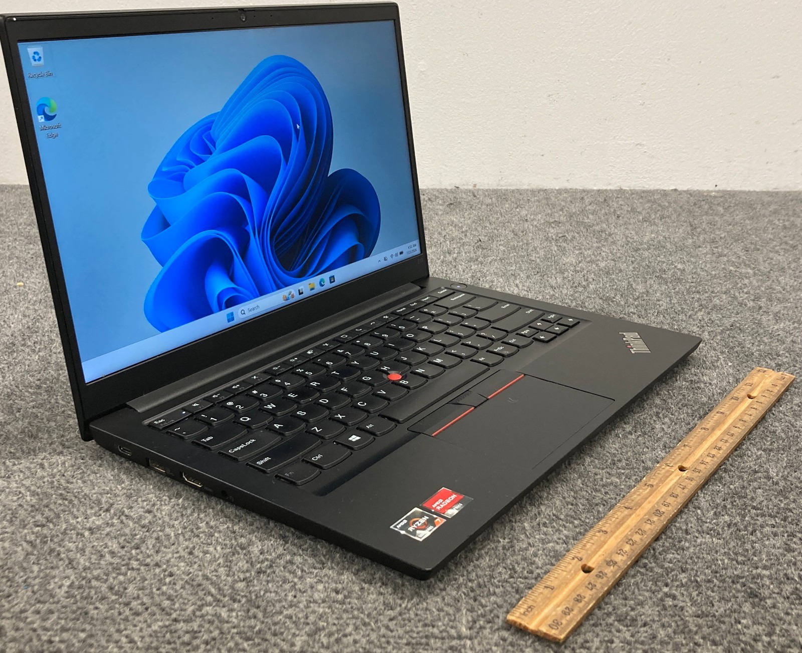 Lenovo ThinkPad E14 Gen 3 14″ Laptop AMD Ryzen 7 5700U 16GB RAM 512GB NVMe