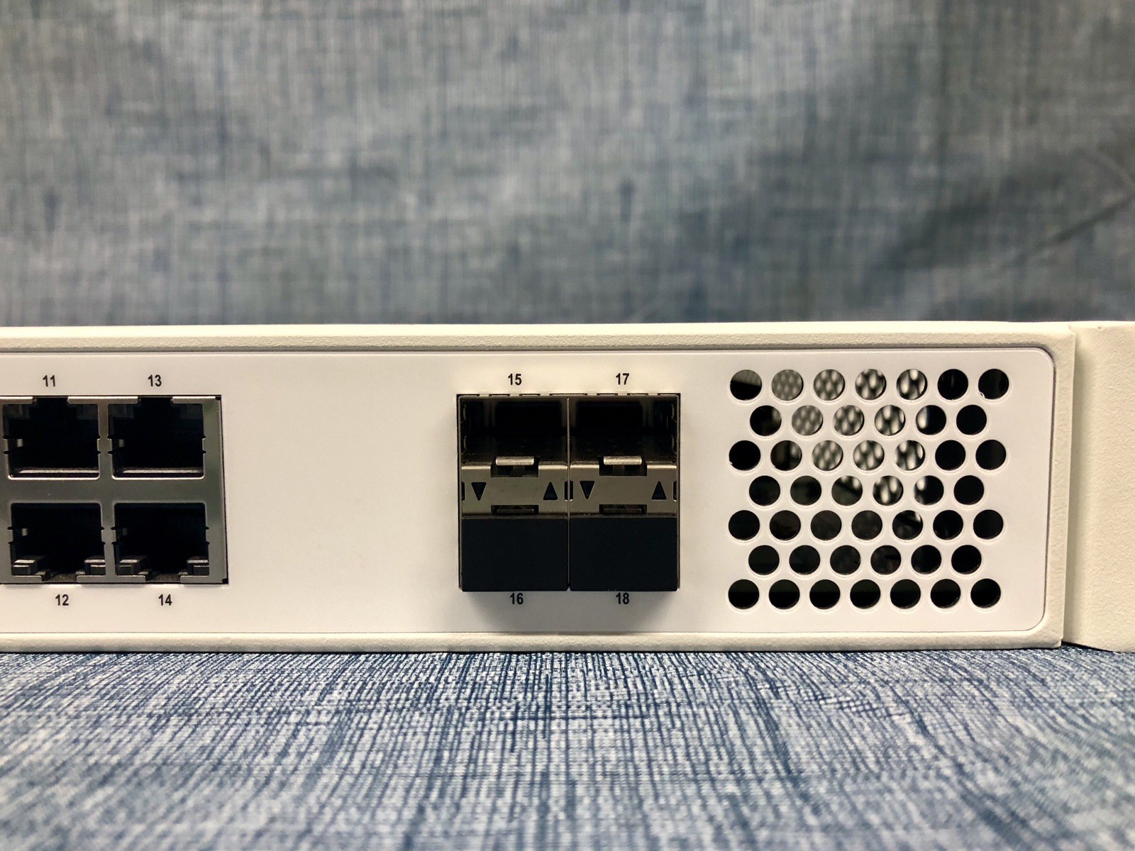 Fortinet FG-200E FortiGate 200E – Tested – Factory Reset – Hardware Only