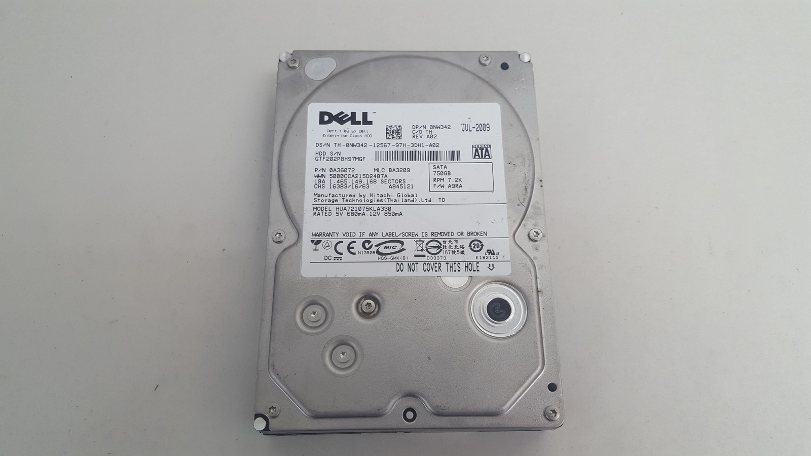 Hitachi Dell HUA721075KLA330 Ultrastar A7K1000 750GB 3.5″ SATA II Hard Drive