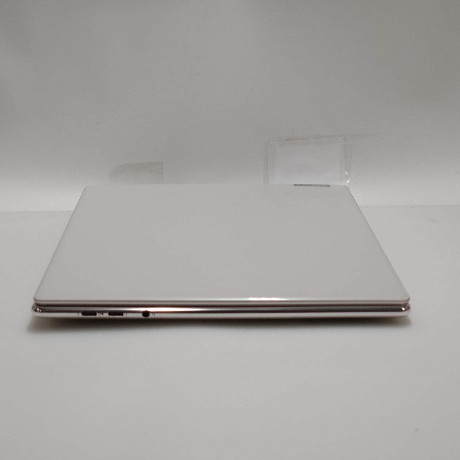 Lenovo Slim 9 14IAP7 i7-1280P 1.8GHz 32GB RAM 1TB SSD