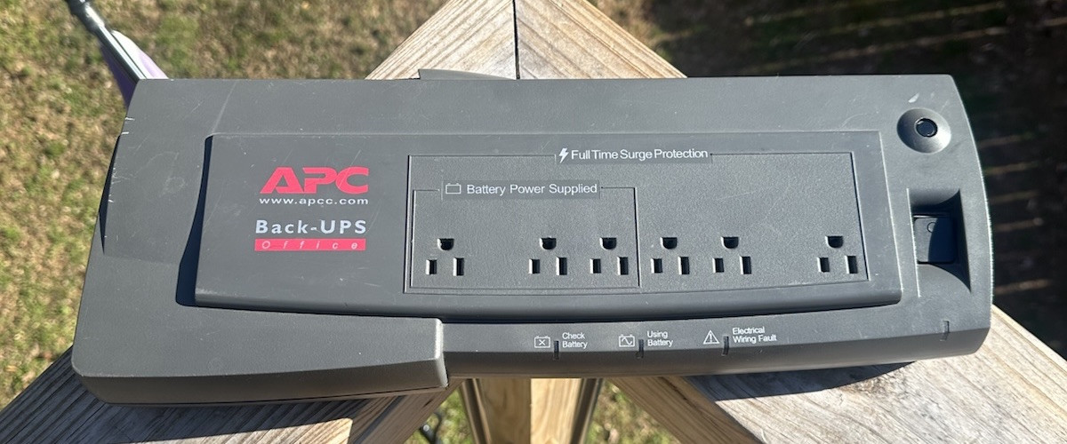 APC Back-Ups Office BF280C Surge Protection (Battery Not Included)