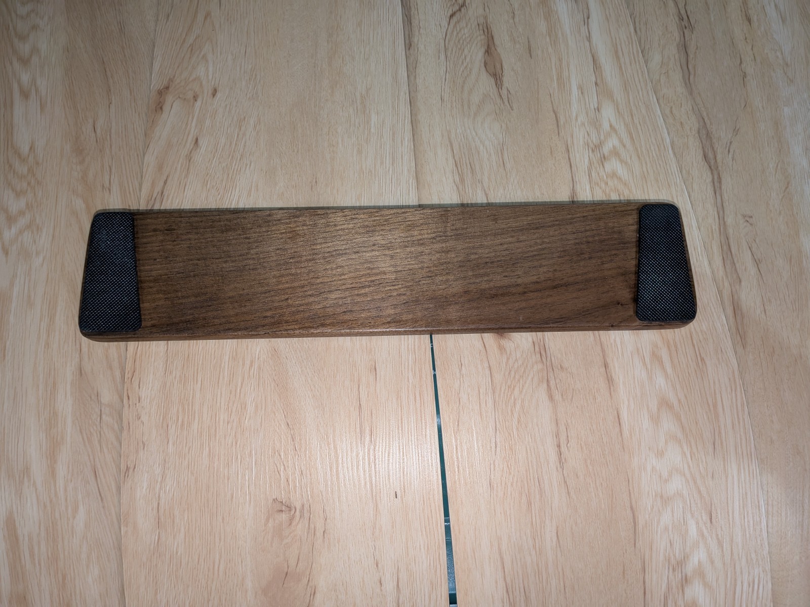 keychron walnut wood palmrest