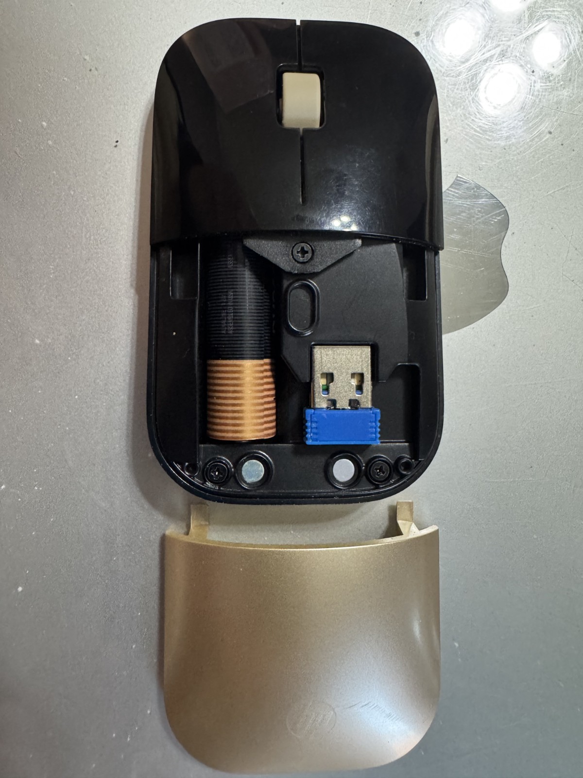 HP Z3700 Silver Wireless BlueTrack Mouse
