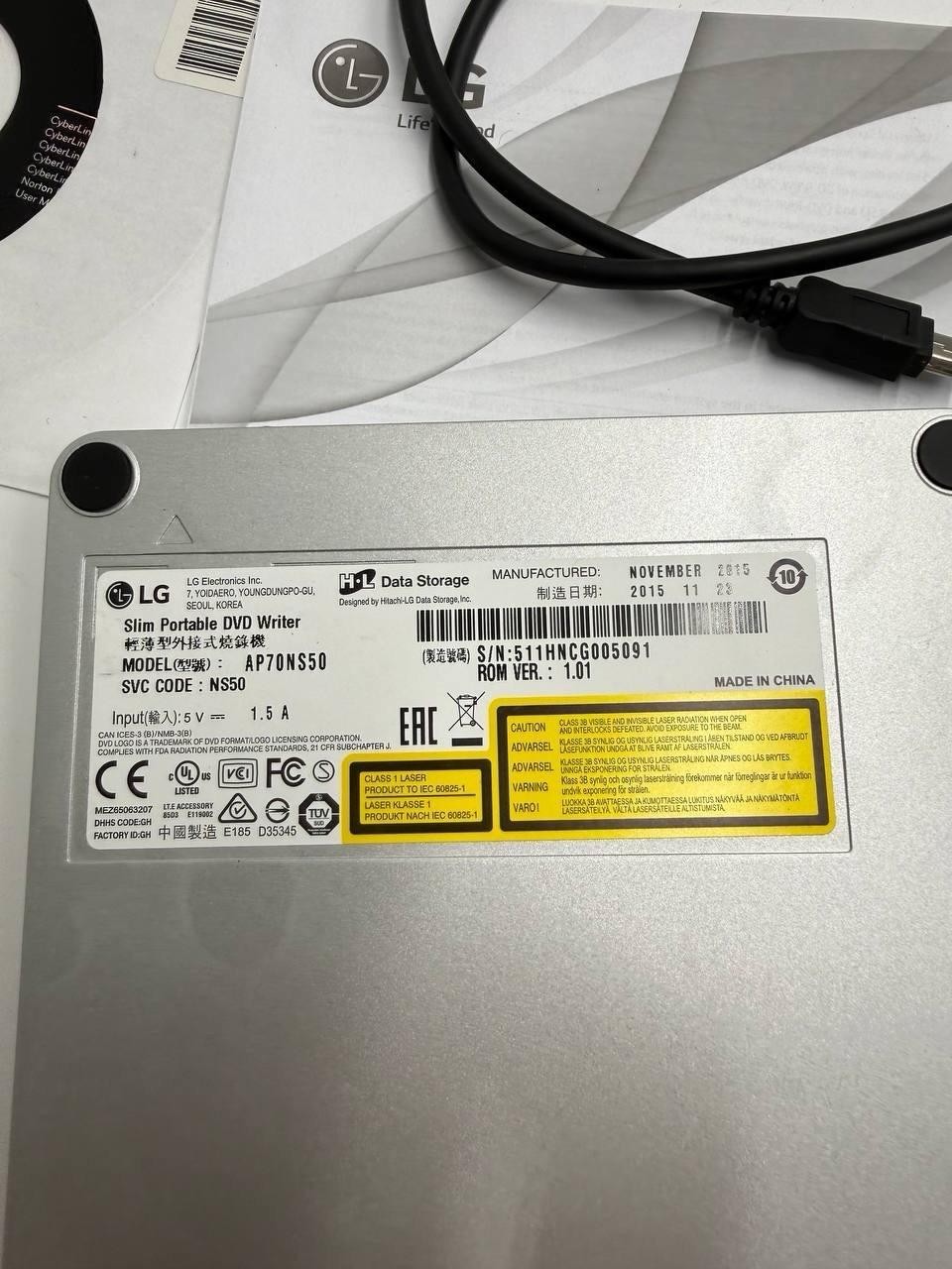 LG Super Multi Blade Ultra Slim Portable DVD Writer